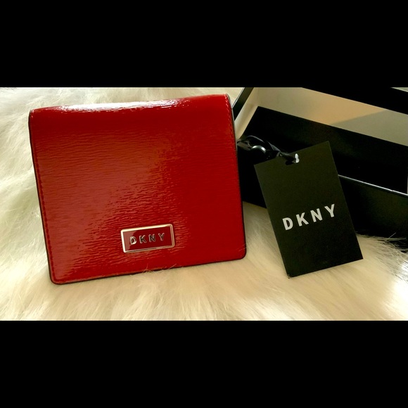 dkny wallet red